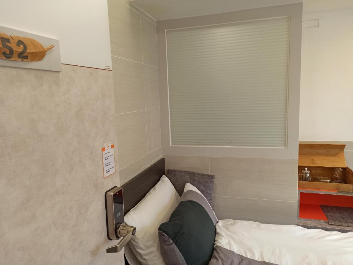 קוולון Tsim Sha Tsui Hotel מראה חיצוני תמונה